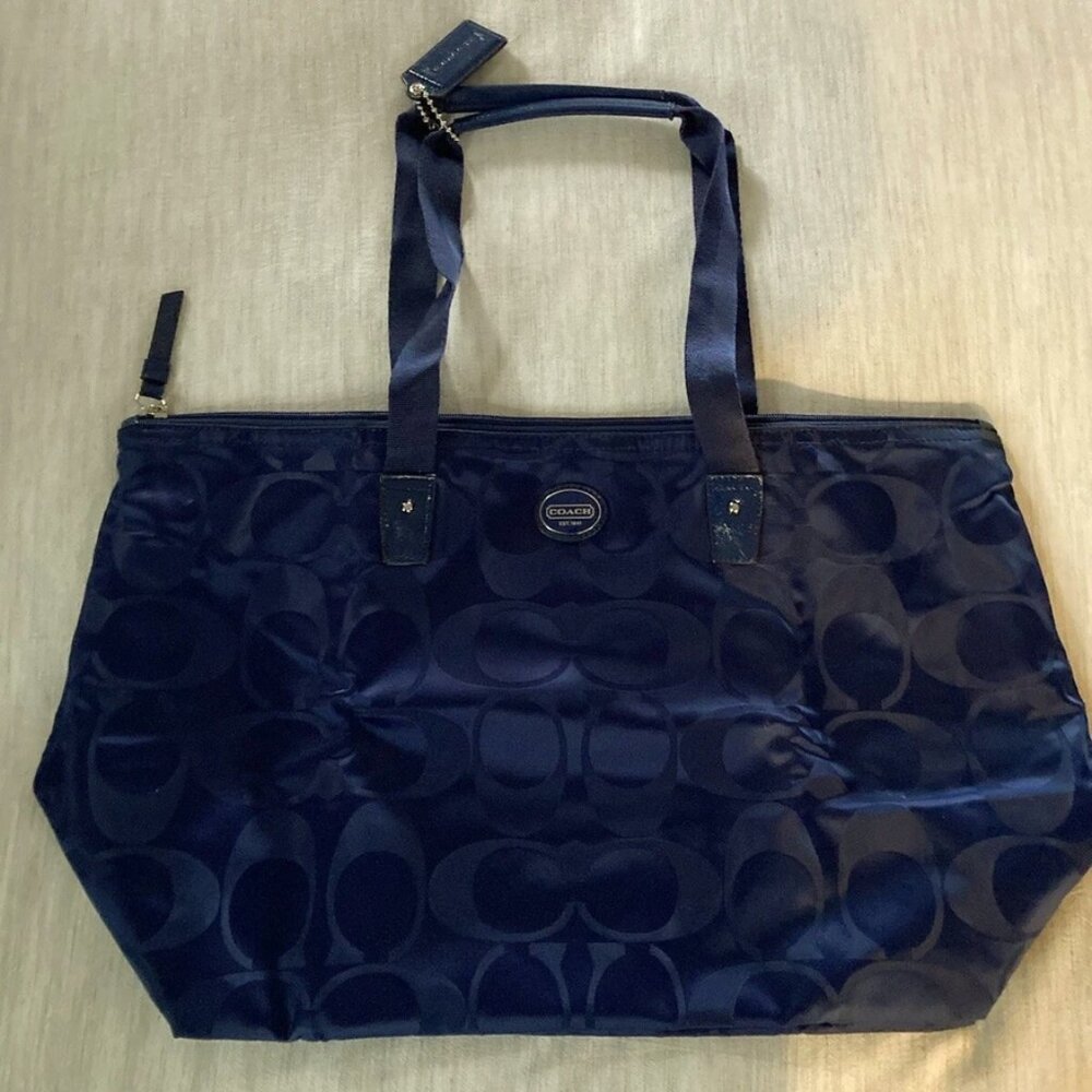 COACH 77321 BLACK NYLON GETAWAY BAG